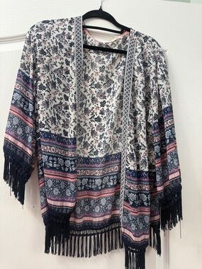 Jolt Navy Blue, Pink and White Floral Fringe Kimono